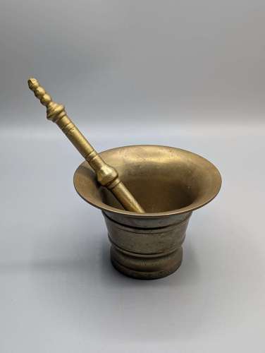 Solid brass pestle and mortar featuring, mid 19th century, Victorian