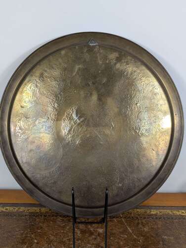 Middle East Mamluk Revival brass charger with Arabic calligraphy in silver & copper inlay