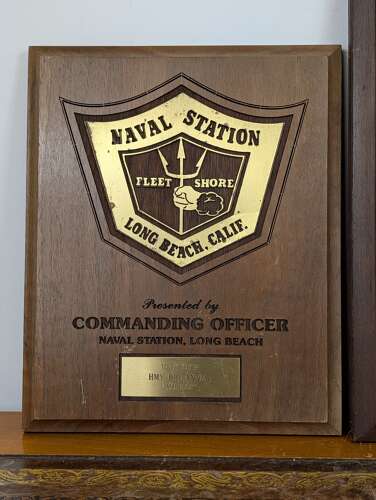 USS Missouri BB-63 and Naval Station Long Beach diplomatic plaques to HMY Britannia 1988