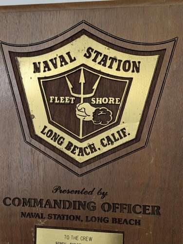 USS Missouri BB-63 and Naval Station Long Beach diplomatic plaques to HMY Britannia 1988