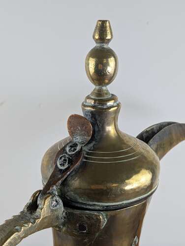 Huge Raslan type brass and copper dallah coffee pot, Levant, circa 1950, 15