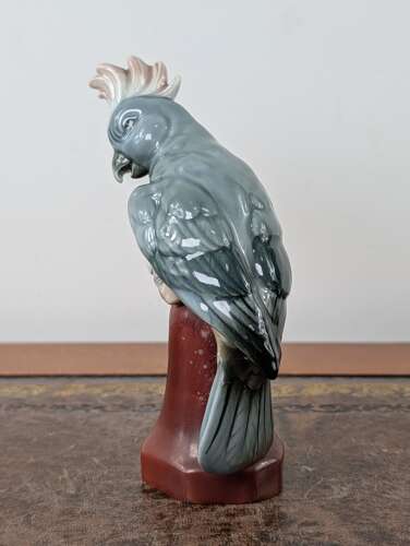 German porcelain cockatoo attributed to Wagner & Apel Lippelsdorf