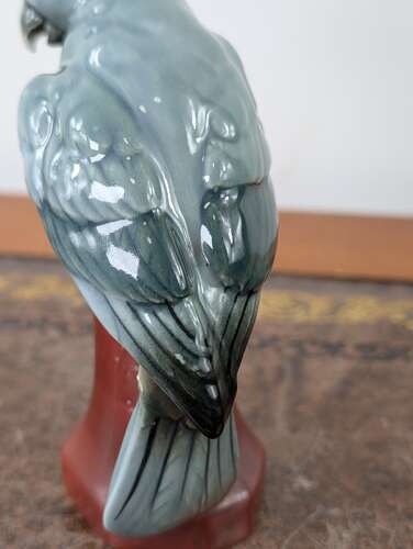 German porcelain cockatoo attributed to Wagner & Apel Lippelsdorf
