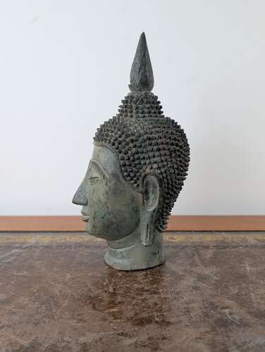 Thai bronze Buddha head with flame finial, Ayutthaya style, 19th century